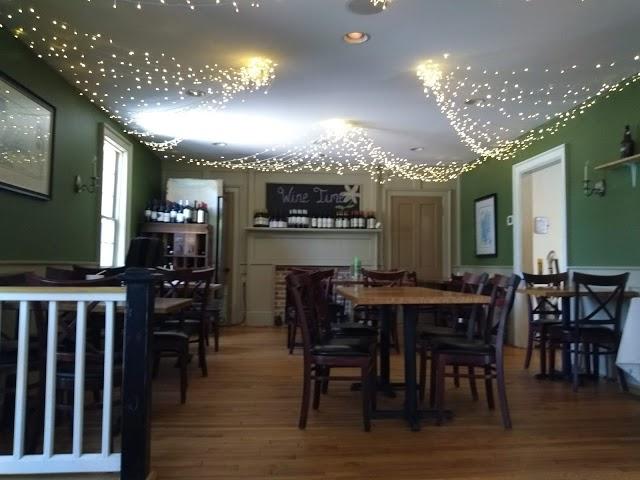 Colonial Kitchen