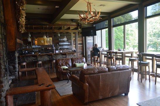 Peaks of Otter Lodge Restaurant