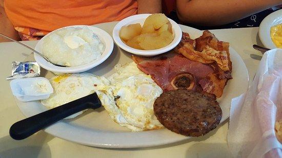 Nikki's Family Restaurant