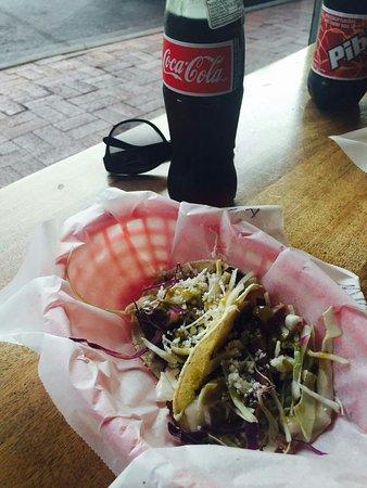 Mano Taqueria