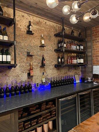 Reserve Tasting Room & Lounge