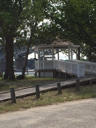 Gloucester Point Beach Park