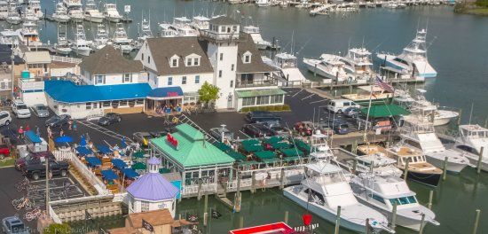 Rudee's Restaurant & Cabana Bar