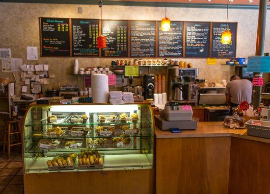 Uptowner Cafe