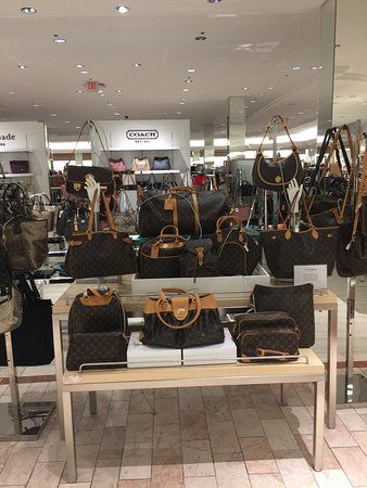 Fair Oaks Mall